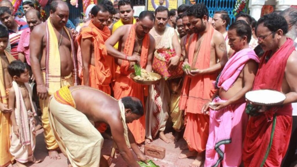 deities that are offered nua