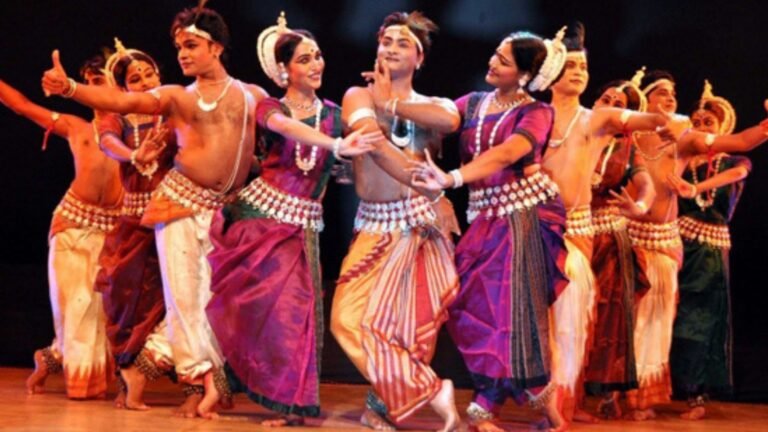 Top 15 famous dance forms of Odisha you must check out