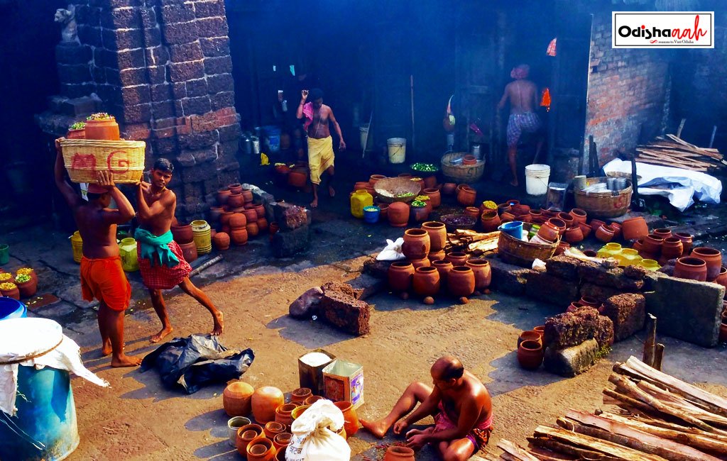 kitchen of sri mandir