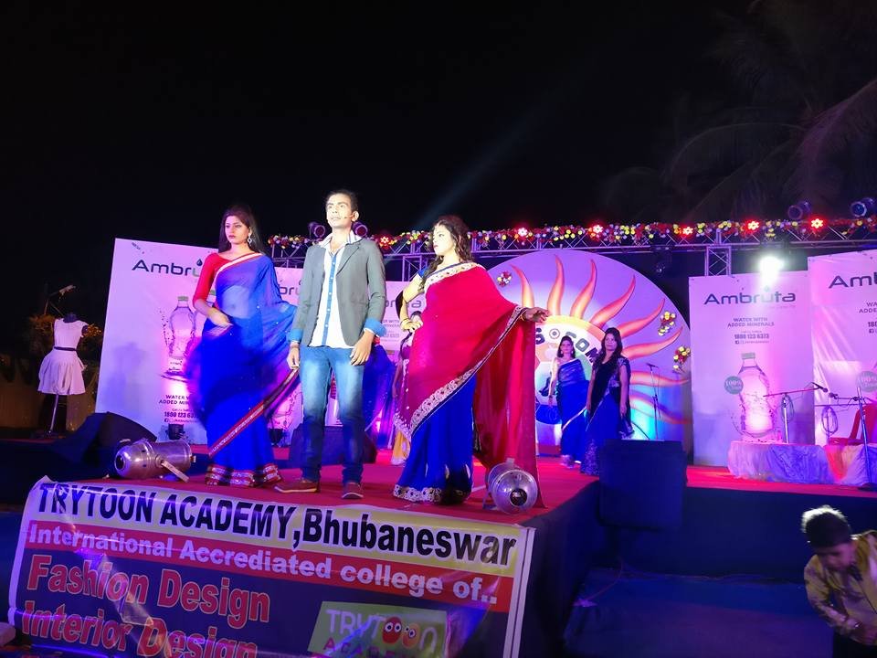 fashion show by students od Trytoon