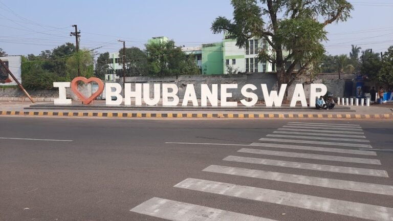Top 6 Cool Hangout Beautiful Places in Bhubaneswar: Location |Timing| Address