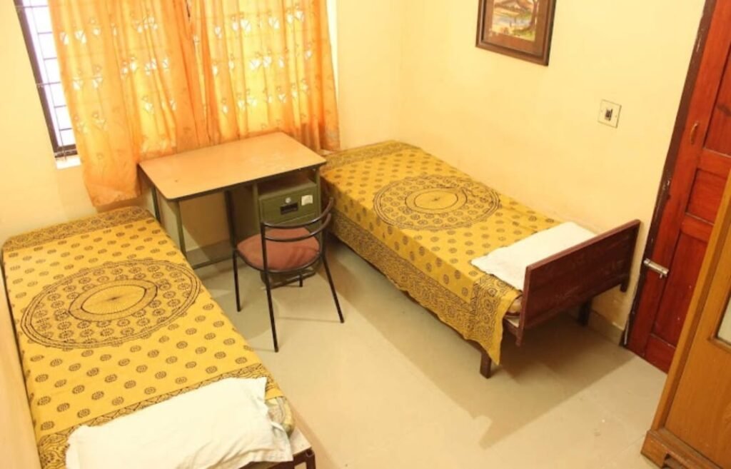 gayatree girls hostel