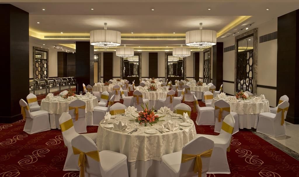 Glorious banquet hall of the fortune and sishmo hotel
