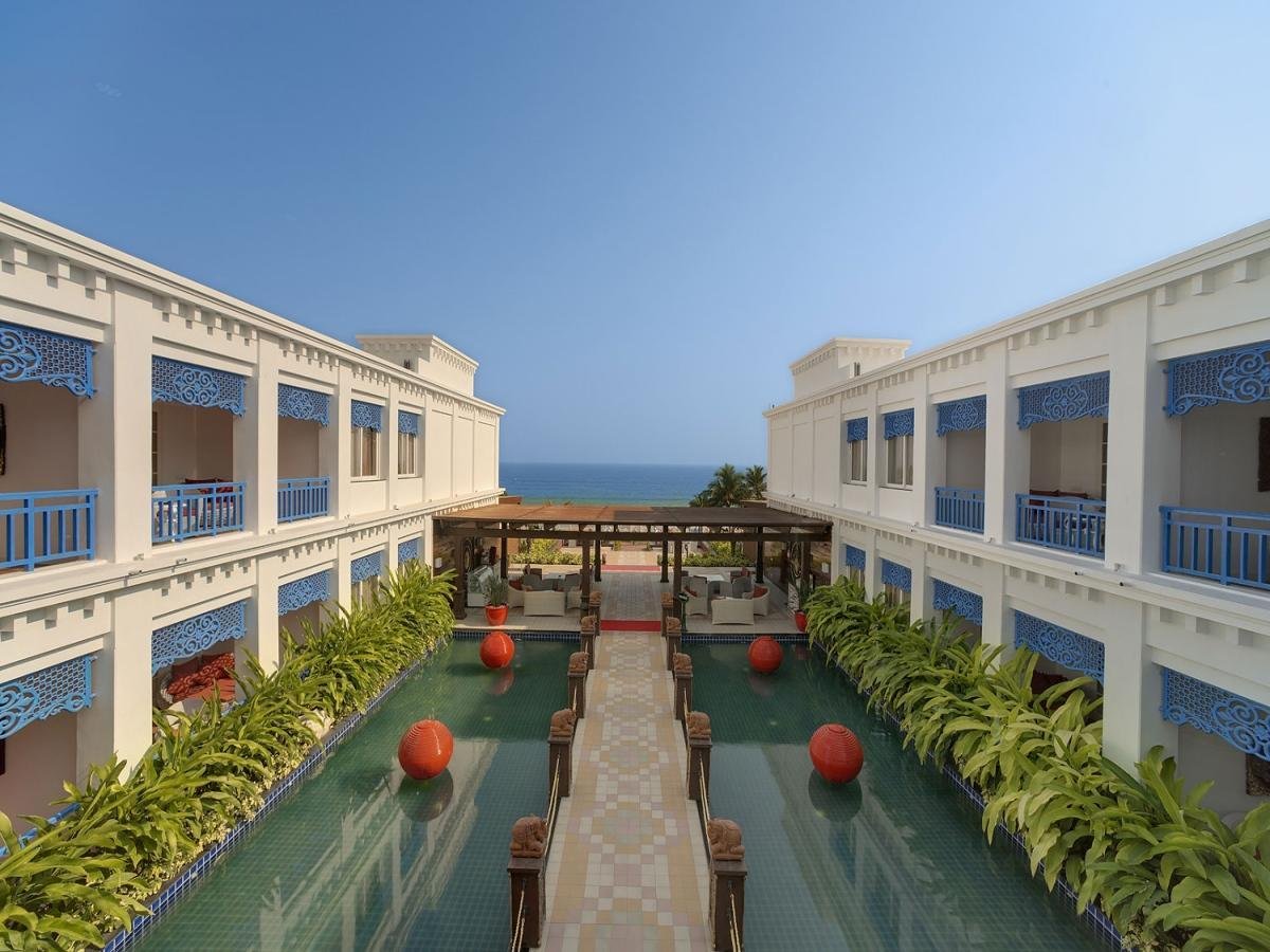 Swosti palm resort