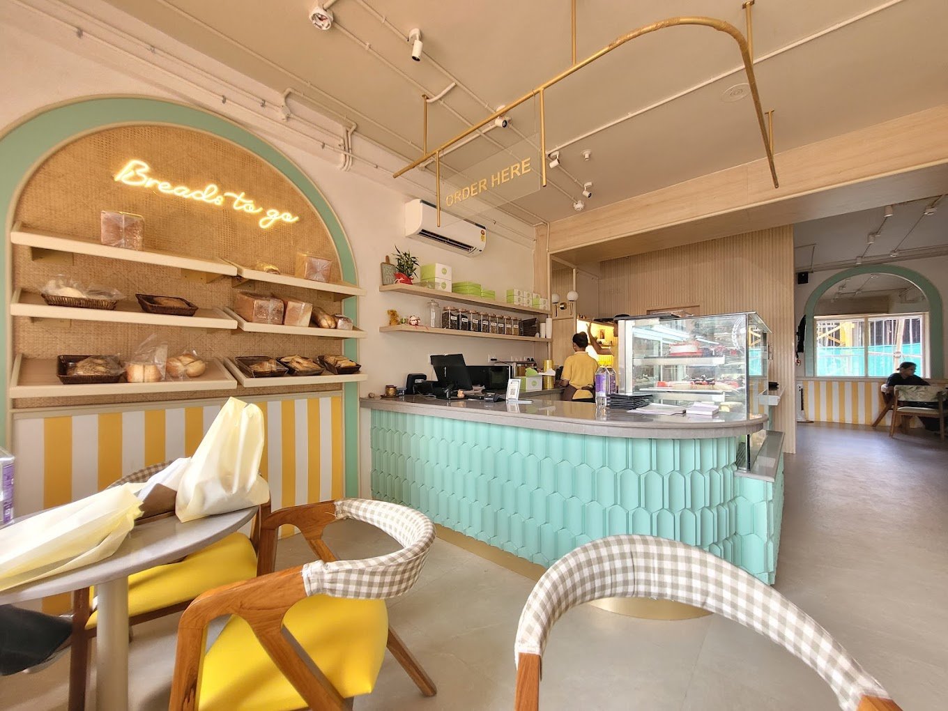 Jellys Cafe's inside view