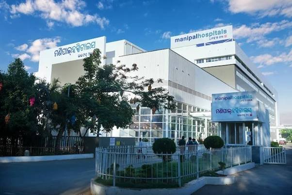Manipal hospital bhubaneswar - front view of the modern glass facade building 
