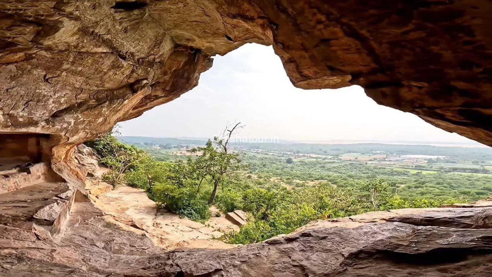 Pandava Bakhara – Historic caves near the Forest